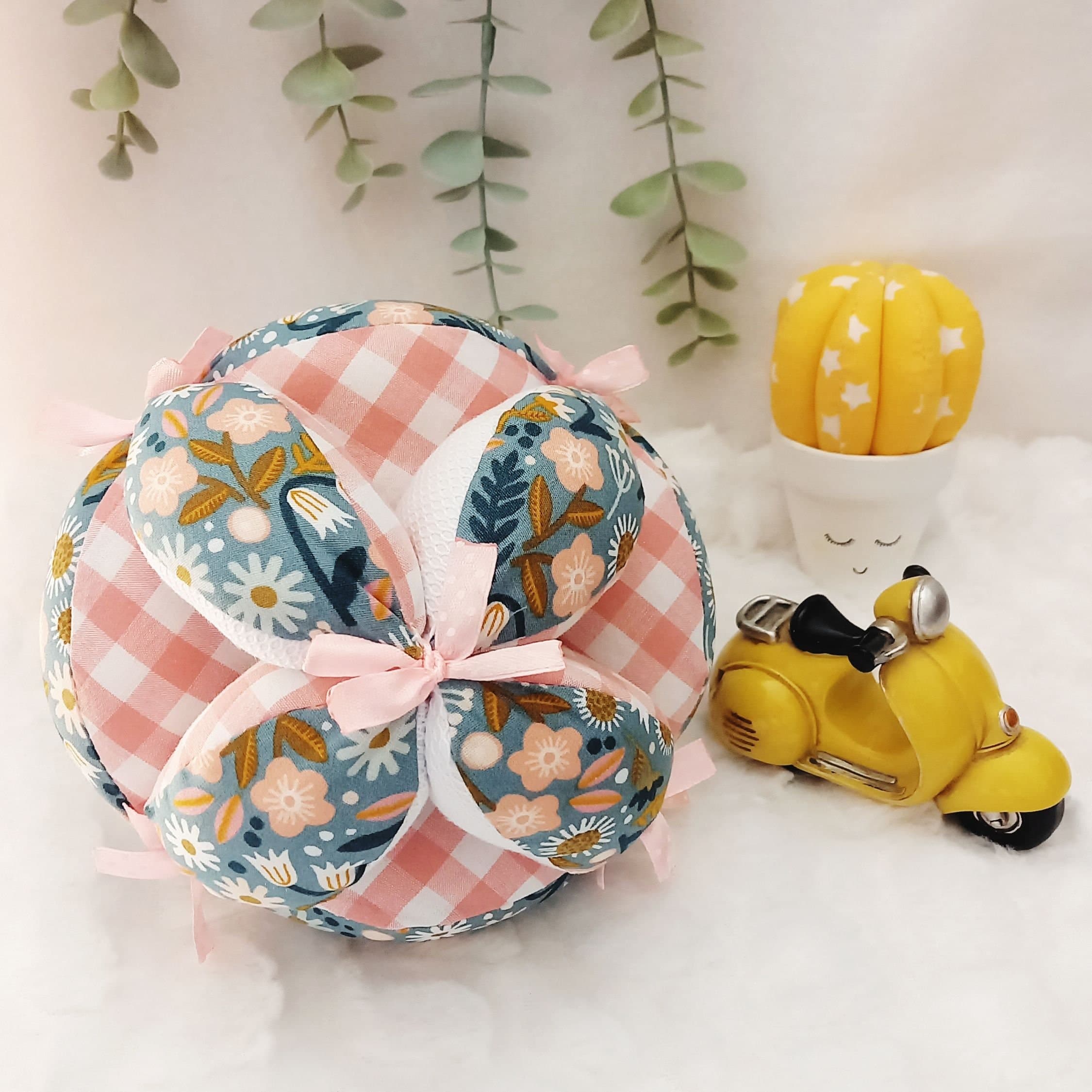 Pelota sensorial Montessori Takane para bebé, pelota de agarre tipo puzle hecha a mano, juguete sonajero sensorial unisex para bebé, regalo, juguete de coordinación mano-ojo