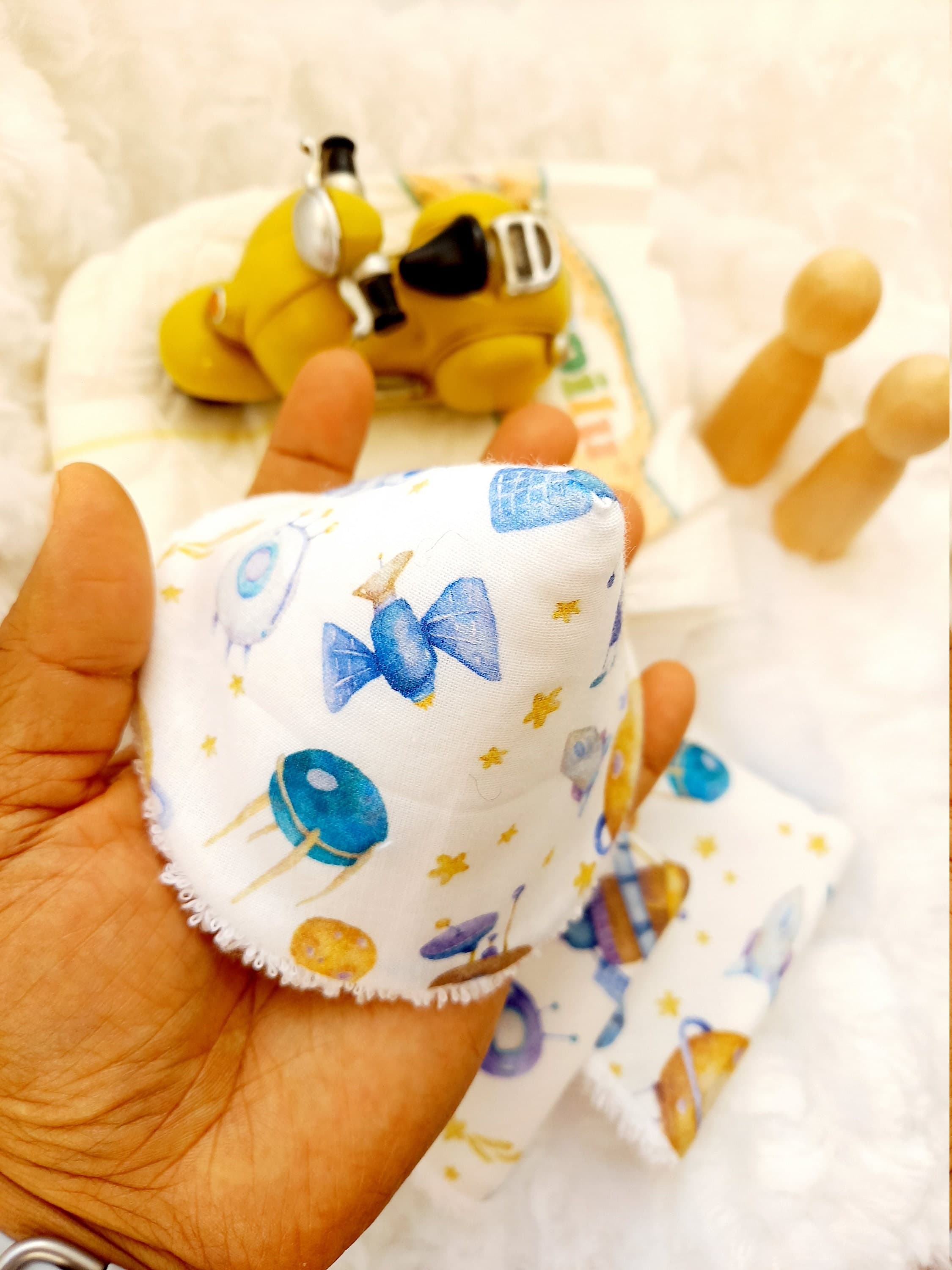 Tipis para pipí cesta para bebé niño recién nacido, protector de pipí, paño para pipí, pipí pipí pipí, toallitas de bebé, es un niño, regalo de baby shower espacial para bebé niño recién nacido