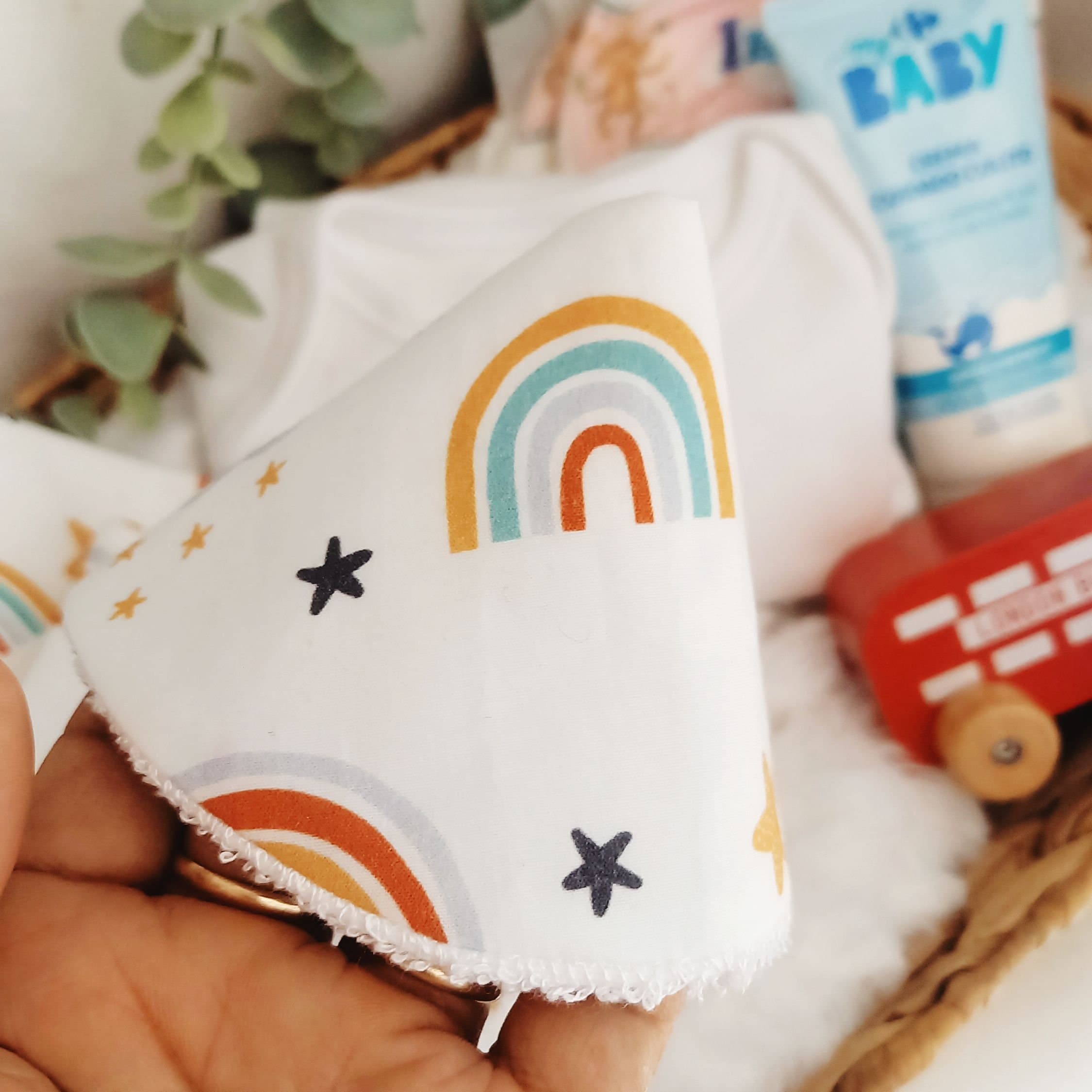 Tipis arcoíris para recién nacidos, para niños, protector de orina para bebé niño, ropa de bebé de bambú divertida para pañales, paño para orina, regalo de baby shower